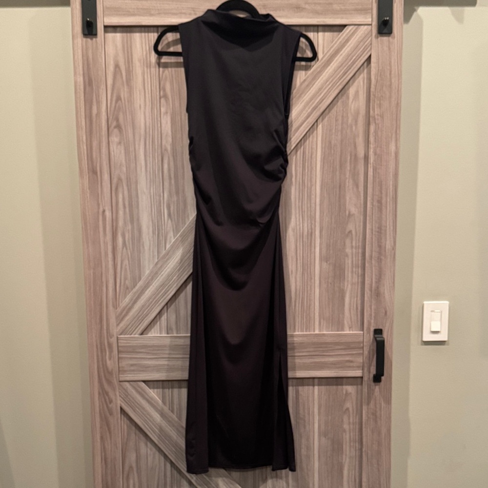 Elegant Black Boutique Tricot Dress - Ruched Sides with Slit - size S - NWOT